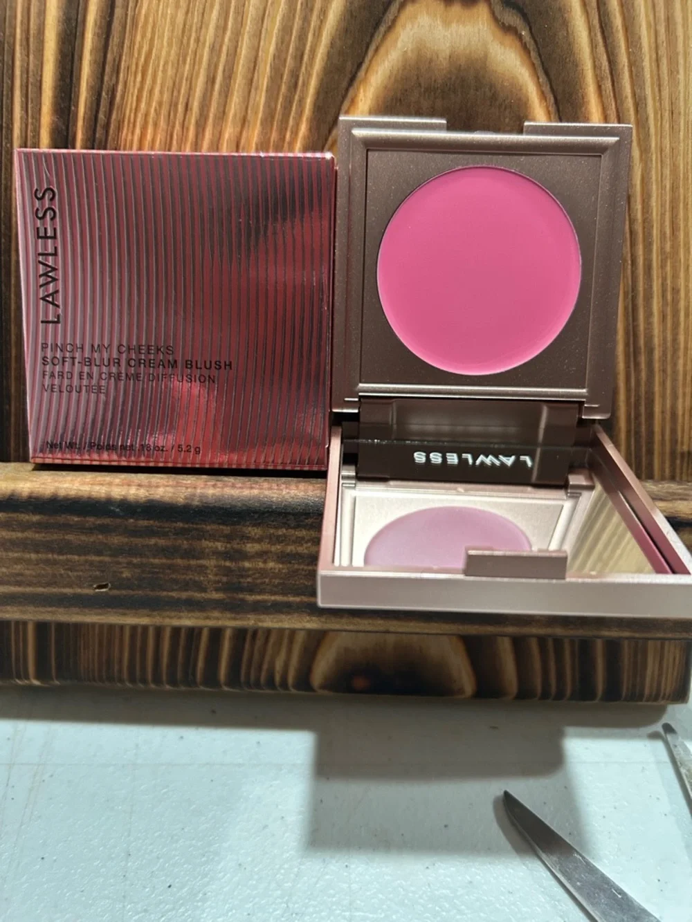 LAWLESS Cream Blush Compact — Bright Pink